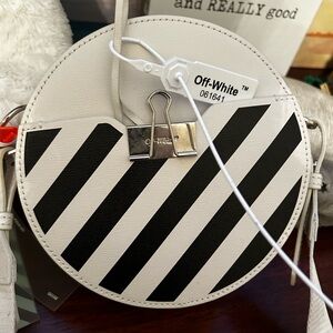 offwhite never used all tags are there